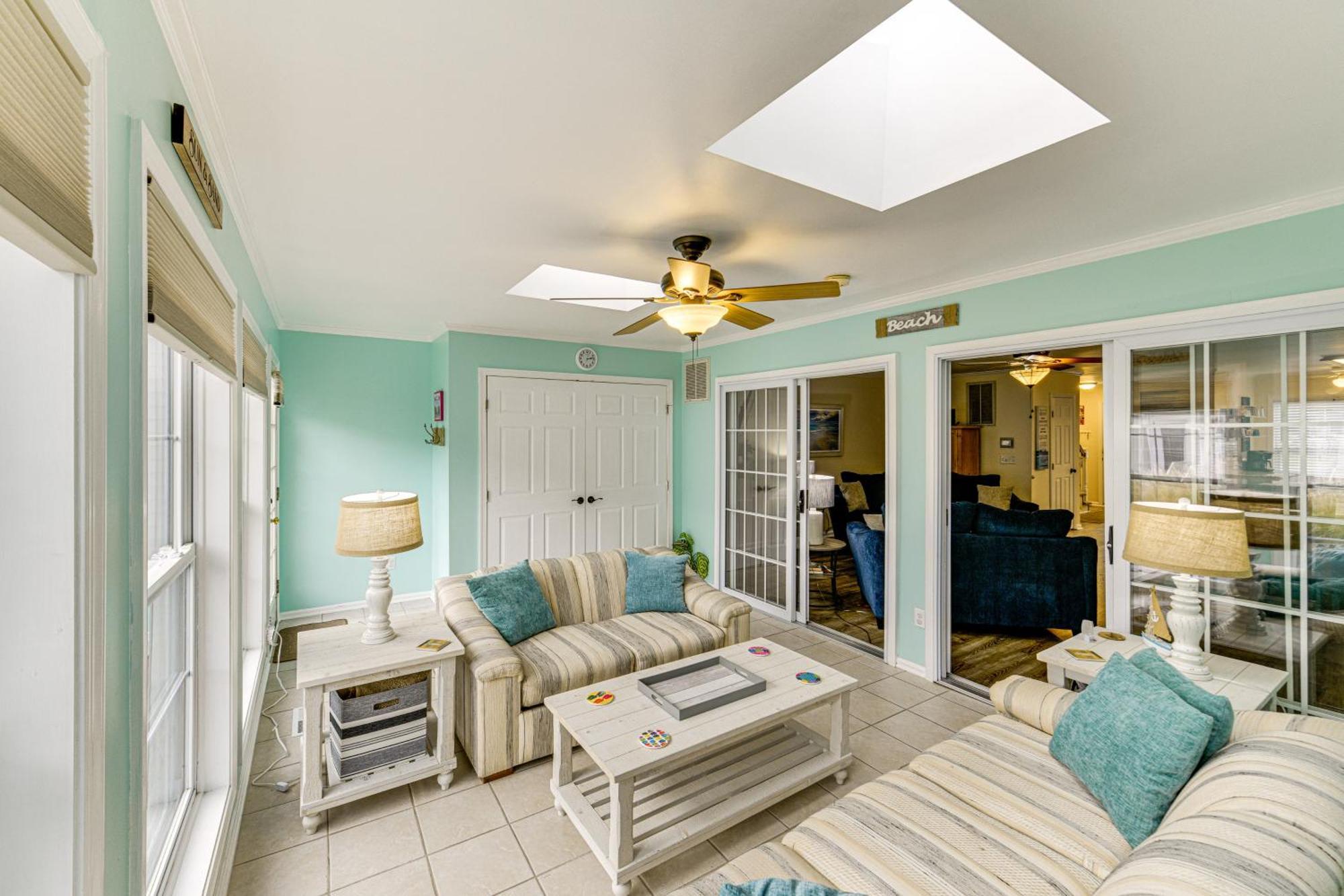 Luxe Updated Resort Escape Less Than 2 Mi To Rehoboth Beach Exteriör bild